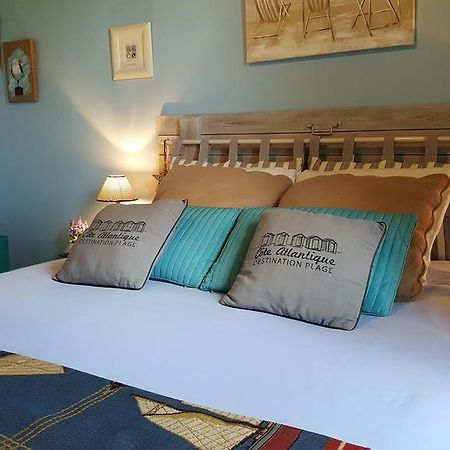 Bed and Breakfast Le Logis De La Poupeliere Vouhe  Экстерьер фото