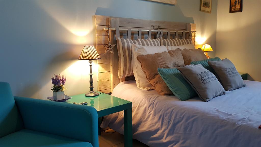 Bed and Breakfast Le Logis De La Poupeliere Vouhe  Экстерьер фото