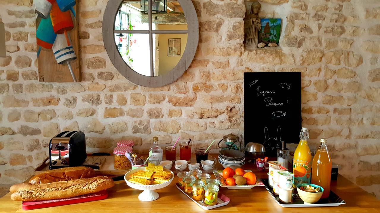 Bed and Breakfast Le Logis De La Poupeliere Vouhe  Экстерьер фото