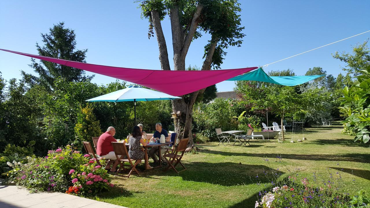 Bed and Breakfast Le Logis De La Poupeliere Vouhe  Экстерьер фото