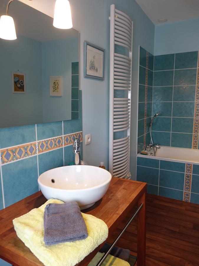 Bed and Breakfast Le Logis De La Poupeliere Vouhe  Экстерьер фото